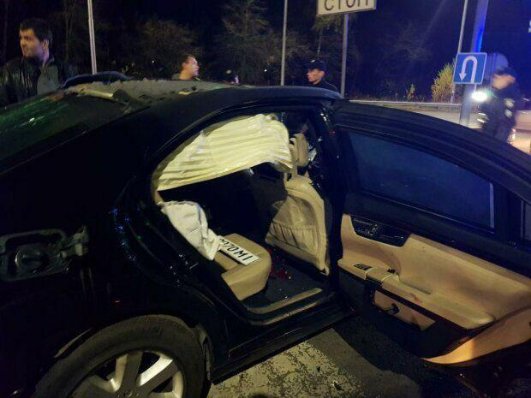 У Києві підірвали броньований Mercedes відомого бізнесмена. ФОТО 
