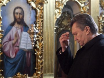 Янукович заховався у монастирі Московського патріархату, - нардеп