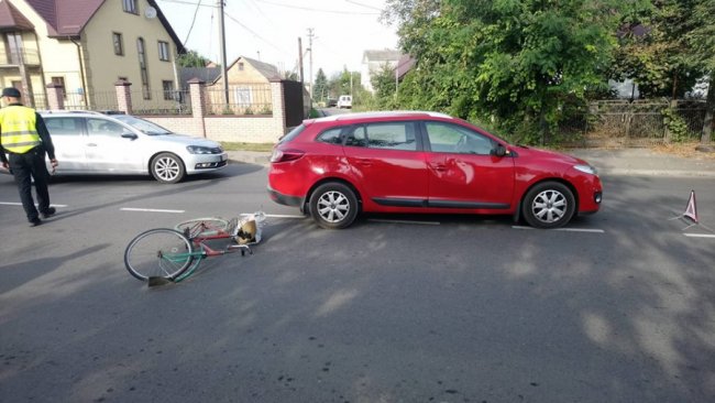 У Луцьку під колеса авто потрапила велосипедистка. ФОТО