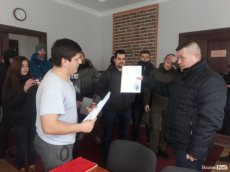 Активісти вимагають від волинських архієреїв МП підтримати Томос. ФОТО