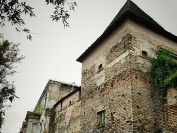 У Луцьку в Старому місті реставрують унікальні пам'ятки архітектури