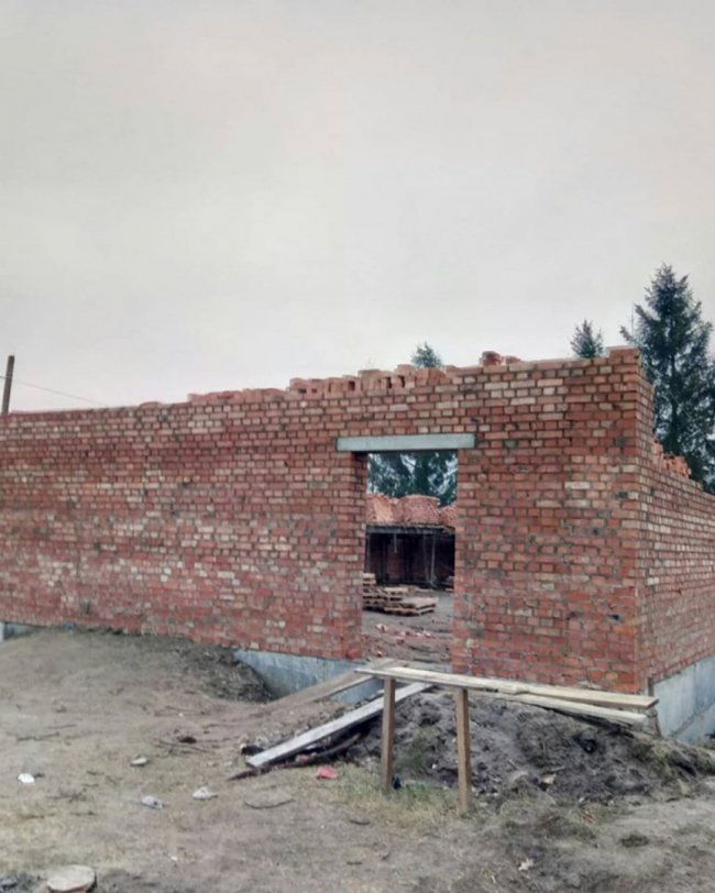 У волинському селі будують школу