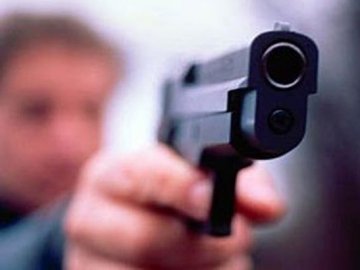 У зоні АТО військовий напідпитку застрелив двох своїх побратимів, – журналіст