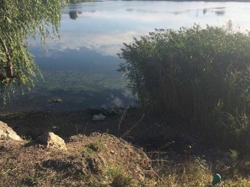 На Херсонщині у річці виловили мішок з розчленованим тілом чоловіка