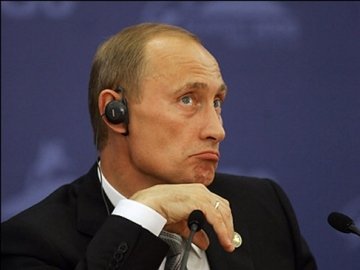 Путін рятує свій зад, - прокоментував віце-президент Європейського парламенту