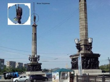 В Донецьку зірвали останній прапор України. ФОТО