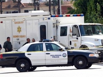 В Каліфорнії у результаті стрілянини 14 вбитих і 14 поранених. ВІДЕО