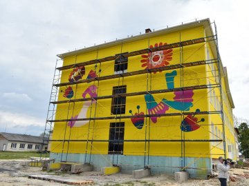 У селі на Турійщині до нового навчального року завершать будівництво школи. ФОТО