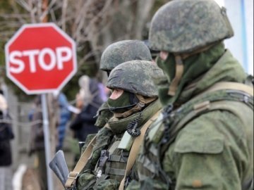 На кордоні з Україною Росія зібрала війська. ВІДЕО