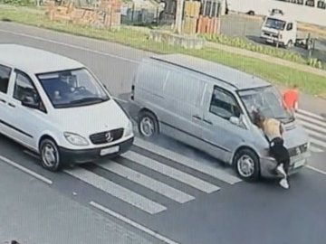 Водій мікроавтобуса, який на «зебрі» поблизу Луцька збив дівчину, постав перед судом
