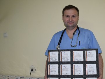 Волинській обласній лікарні передали 50 штучних клапанів серця, які  безкоштовно надаватимуть пацієнтам