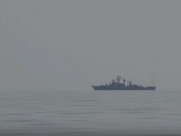 «Москітний флот» України відігнав корабель ВМФ РФ від морського кордону. ВІДЕО