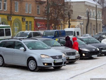 У Нововолинську організували Автомайдан. ВІДЕО
