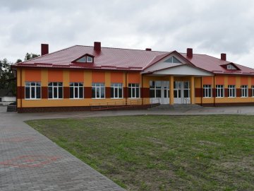 У Любешівському районі відкрили новозбудовану школу