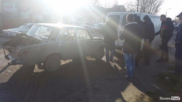 cb-d10d66cf82317c7ff83e1d9d8d9dc278283cc