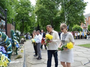 У Ковелі вшанували пам'ять бійців, які загинули під час АТО. ФОТО