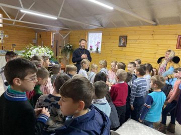 У дитячій церкві у Луцьку – перше заняття 