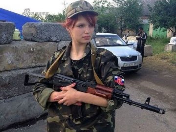 Фото сепаратистки родом із Дрогобича «підірвало» Інтернет