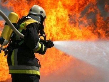 На луцькому ринку трапилася пожежа, охоронець помер у лікарні