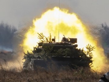 Українські військові підбили два танки бойовиків