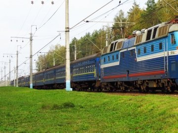 Крим призначив власні поїзди на материкову Україну