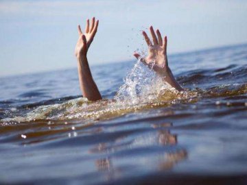 На Волині в озері втопився хлопчик: деталі трагедії. ВІДЕО