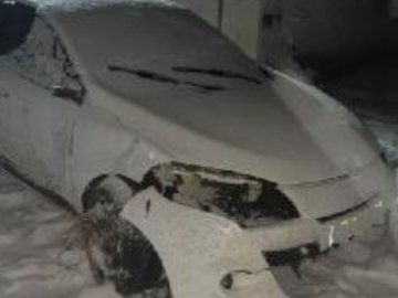 Автівка злетіла в кювет і перекинулася: в аварії постраждала дівчина з Луцька