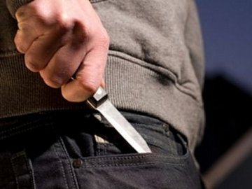 В Харкові поліція поранила підозрюваного через руку в кишені