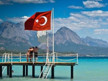 Туреччина вводить е-анкету для в'їзду: що зміниться для українців 