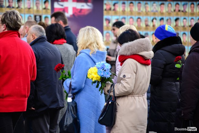 Небесний Легіон спостерігає за нами: у Луцьку вшанували пам'ять Героїв Майдану. ФОТОРЕПОРТАЖ