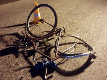 Вчитель з Волині, який напідпитку збив велосипедистку, не нестиме кримінальної відповідальності 