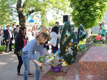 У Луцьку вшанували  пам'ять жертв політичних репресій