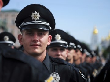 Як українці підштовхують нових поліцейських до корупції