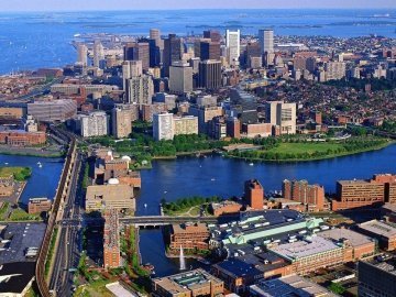 Майже 400 років тому англійські переселенці заснували Бостон