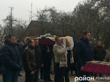 Поховали військового з 14-ї бригади Віктора Юхимчука