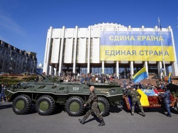 У київському готелі виявили арсенал зброї