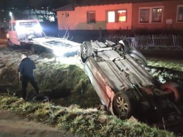 Водій за кермом авто, яке злетіло в кювет у Нововолинську, був п’яний