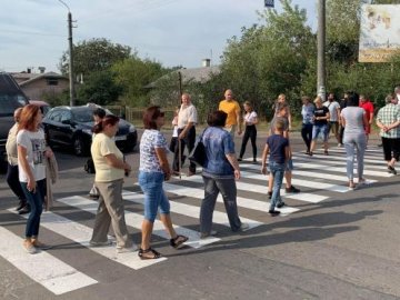 Мітингувальники перекривали дорогу Луцьк-Рівне