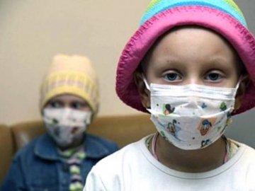 В Україну привезли необхідні препарати для онкохворих дітей