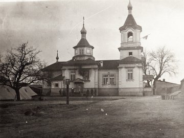 Показали столітні фото унікального дерев'яного храму на Ковельщині