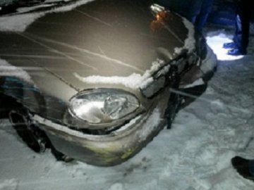 П’яна аварія в Луцьку: авто «знесло» паркан біля ринку. ФОТО