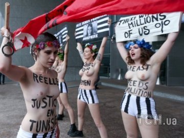 FEMEN «атакували» Європарламент. ФОТО