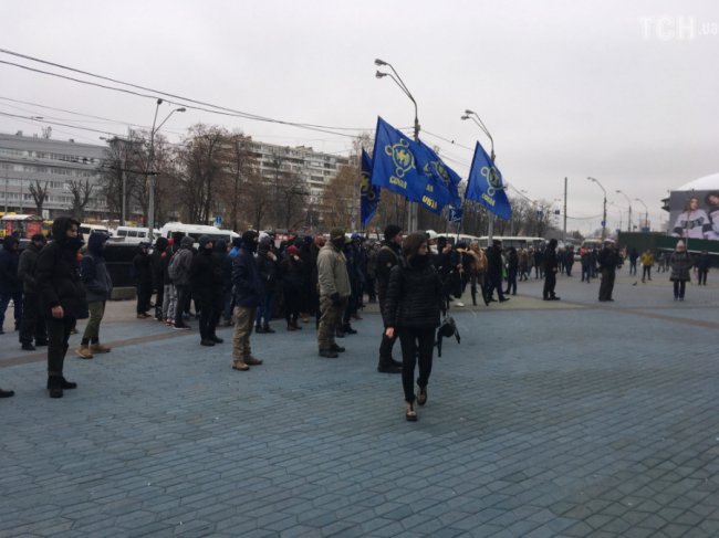 Активісти заблокували торговий центр у Києві. ФОТО