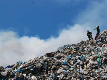 Жахлива знахідка на сміттєзвалищі Тернопільщини: виявили тіло немовляти