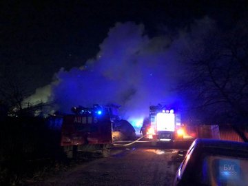 У Нововолинську – пожежа у господарській споруді. ФОТО