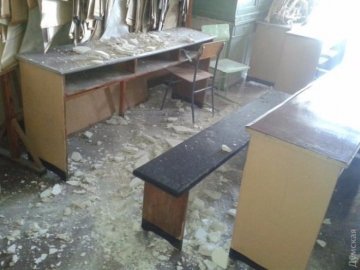 В одеському університеті на голови студентам впала стеля 