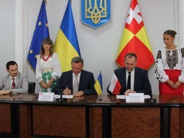 Луцьк підписав Меморандум про співпрацю з Бартошицьким повітом Республіки Польща