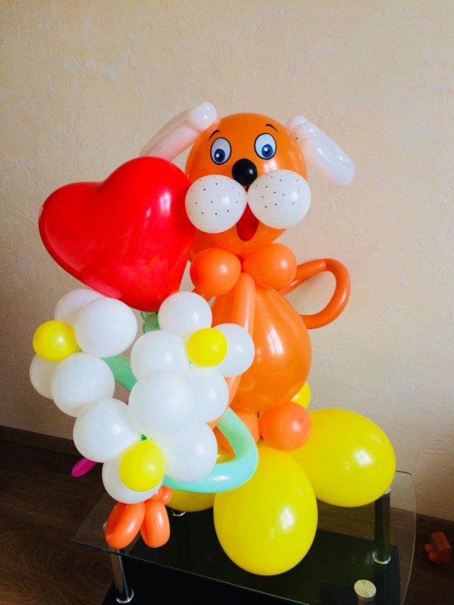 Волинянка творить свято з повітряних кульок. ФОТО