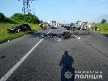 Жахлива аварія на Рівненщині: двоє людей загинули, ще двоє – травмовані. ФОТО