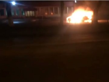 У Луцьку на автостанції згоріло авто